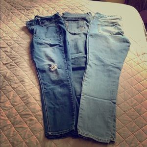 3, pairs of jeans